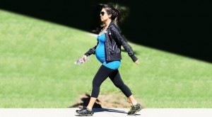 walking_pregnant_exercise