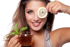 Green-tea-for-eye-care-1024x682