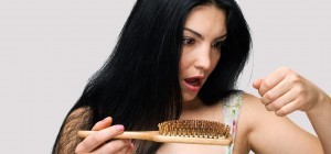 1553_what-causes-hair-loss-in-women