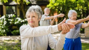 easy-stretching-exercises-seniors-increase-flexibility_ee1c664edb78c383