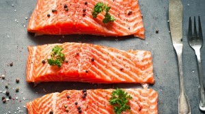 6-ways-naturally-boost-fertility-salmon-2160x1200