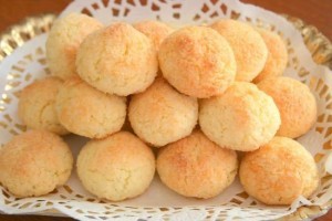 coconut-cookies