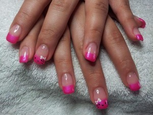 les-ongles-en-gel