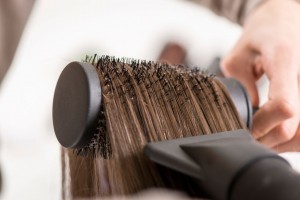 09-13-things-your-hairstylist-wont-tell-you-drying-hair