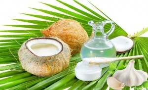 garlic-juice-and-coconut-oil-hair-loss