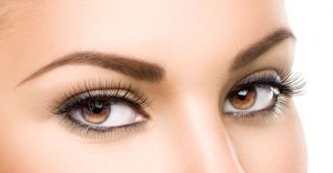 Microblading lazer kalemi ile kaş çizme yöntemi