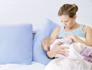 Bebeğinizi Doğru Emzirme 4